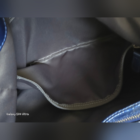 Coach Madison Maggie Patent Leather Shoulder Bag EUC w/ Twilly & Charm - Picture 9 of 17